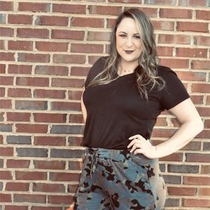 Meet your Posher, Allison